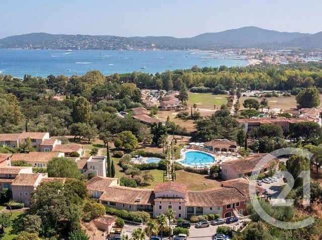 Appartement T2 à vendre - 2 pièces - 22.43 m2 - GRIMAUD - 83 - PROVENCE-ALPES-COTE-D-AZUR - Century 21 Thomas Thum Immobilier